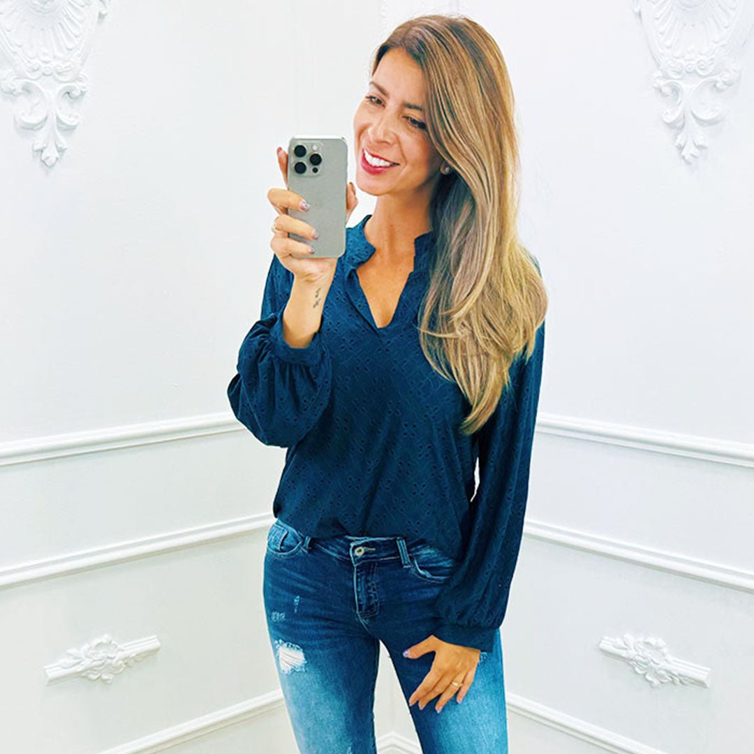 Broderie Top Marine Blauw - BlushFashionstore
