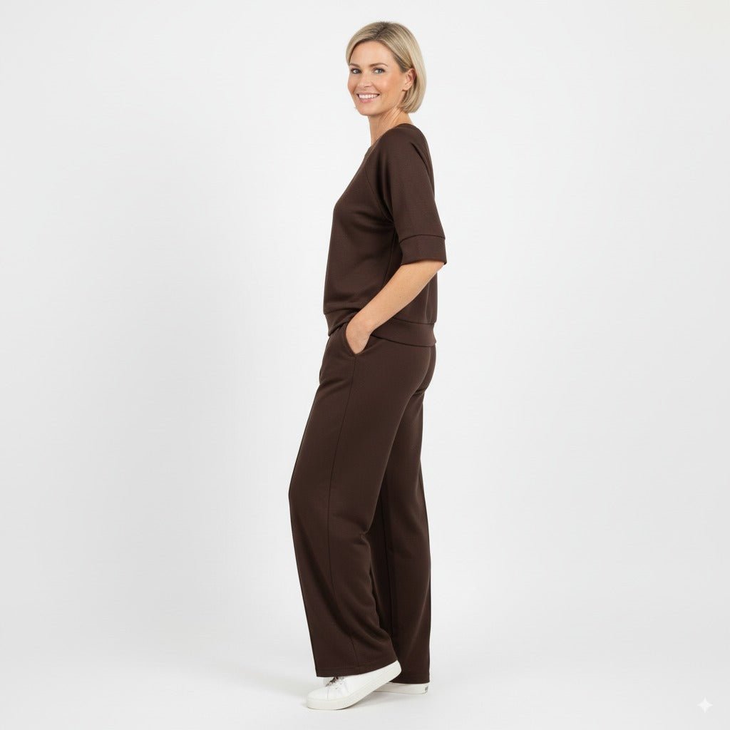 Chastar Top Bruin – Minimalistisch en Comfortabel - BlushFashionstore