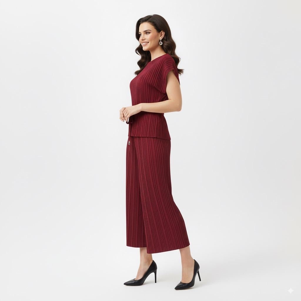 Pleated Bordeauxrode Plissé Co - ord Set met Top en Wijde Broek - BlushFashionstore