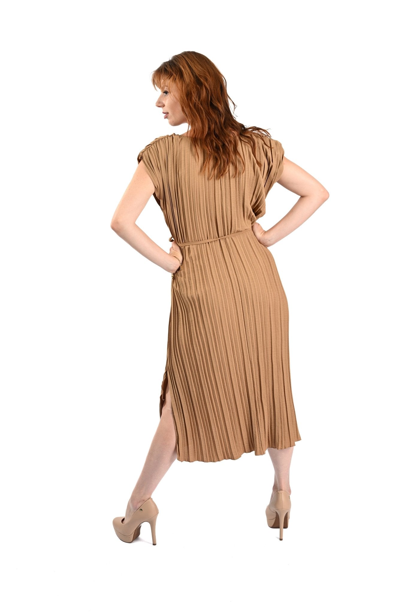 Pleated Dress Mouwloos Beige – Elegant, luchtig en tijdloos - BlushFashionstore