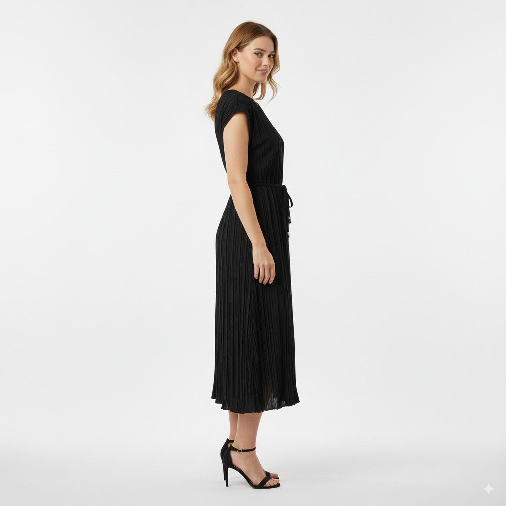 Pleated Zwarte Plissé Midi Jurk met Tailleceintuur - BlushFashionstore