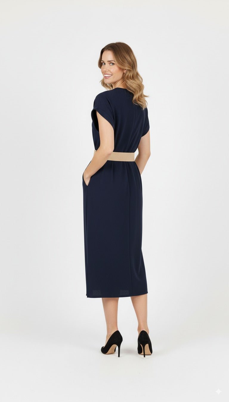 Sylvia Donkerblauwe Jurk met V - hals en Tailleceintuur - BlushFashionstore