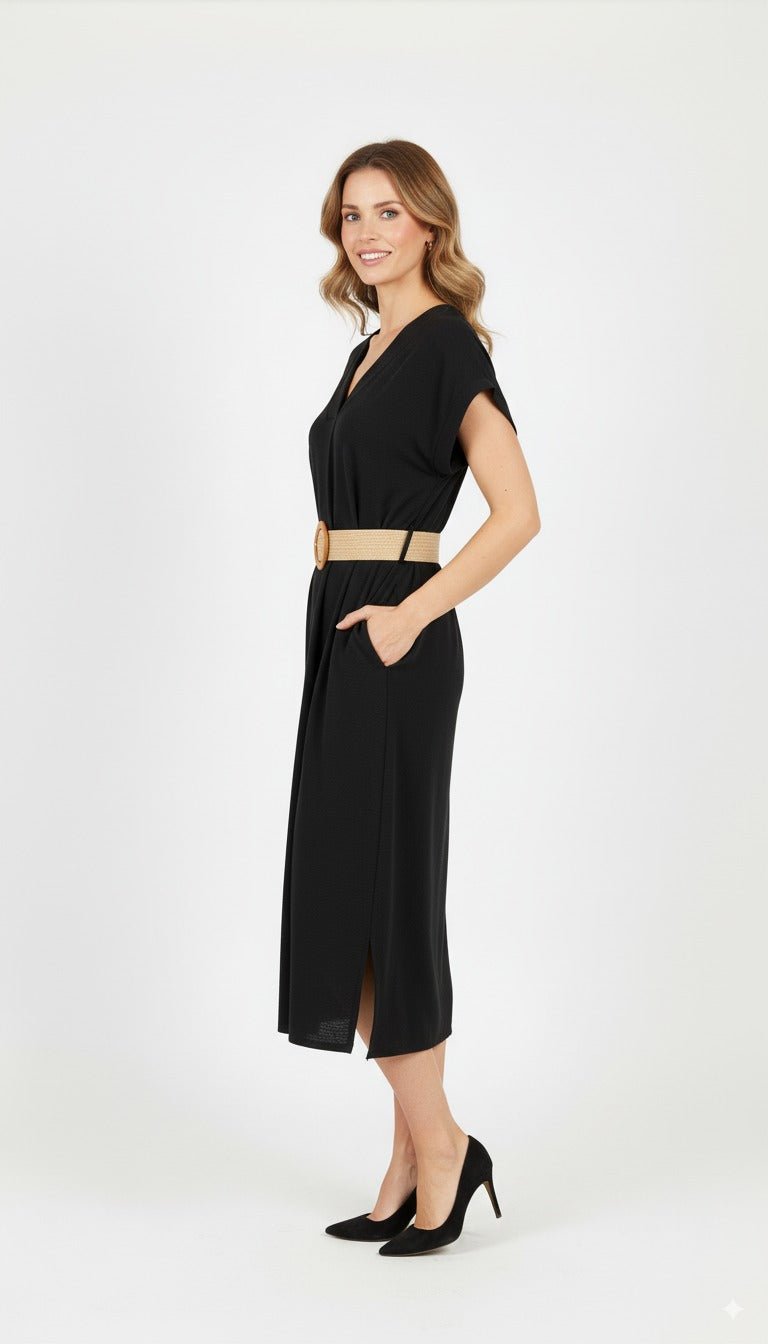 Sylvia Zwarte Midi Jurk met V - hals en Tailleceintuur - BlushFashionstore