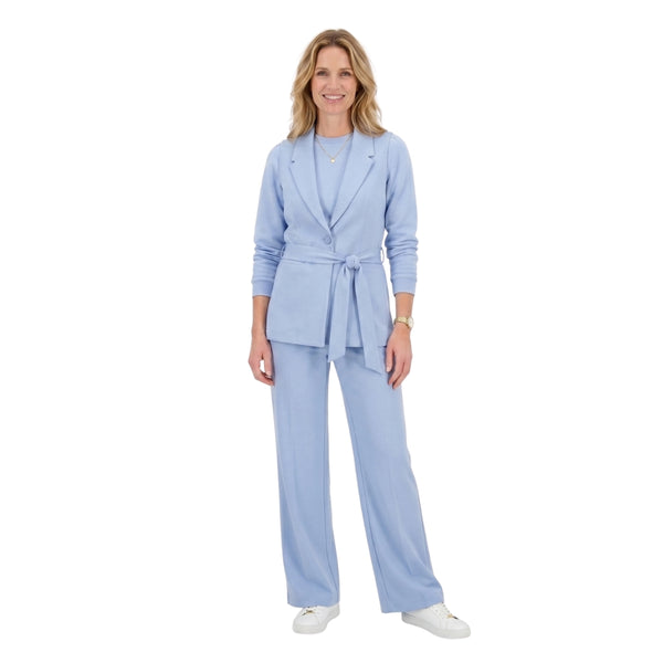
                    
                      Faye travel gilet en sweater set in hemelblauw voor dames - achteraanzicht
                    
                  