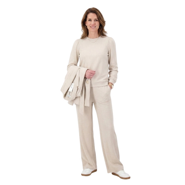 
                    
                      Faye travel gilet en sweater set in kitkleur voor dames - lookbook foto
                    
                  