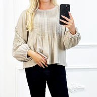 Beige Boho Blouse met Plissé Details en Puffmouwen
