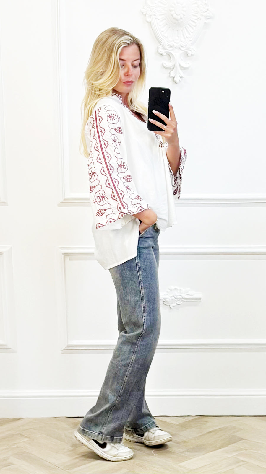 "Wijde Boho Top met Mouwenborduurwerk