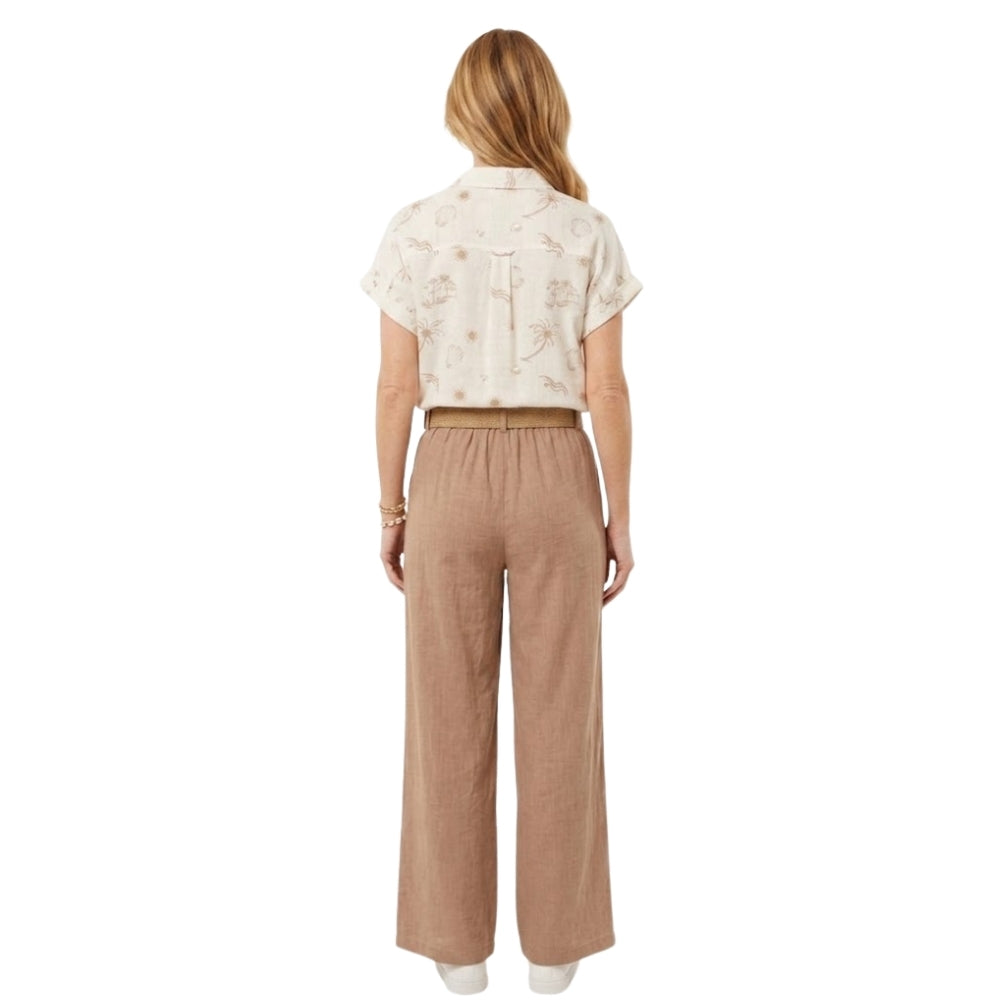 Sari co-ord set met strandprint en ceintuur in taupe voor dames - styling foto