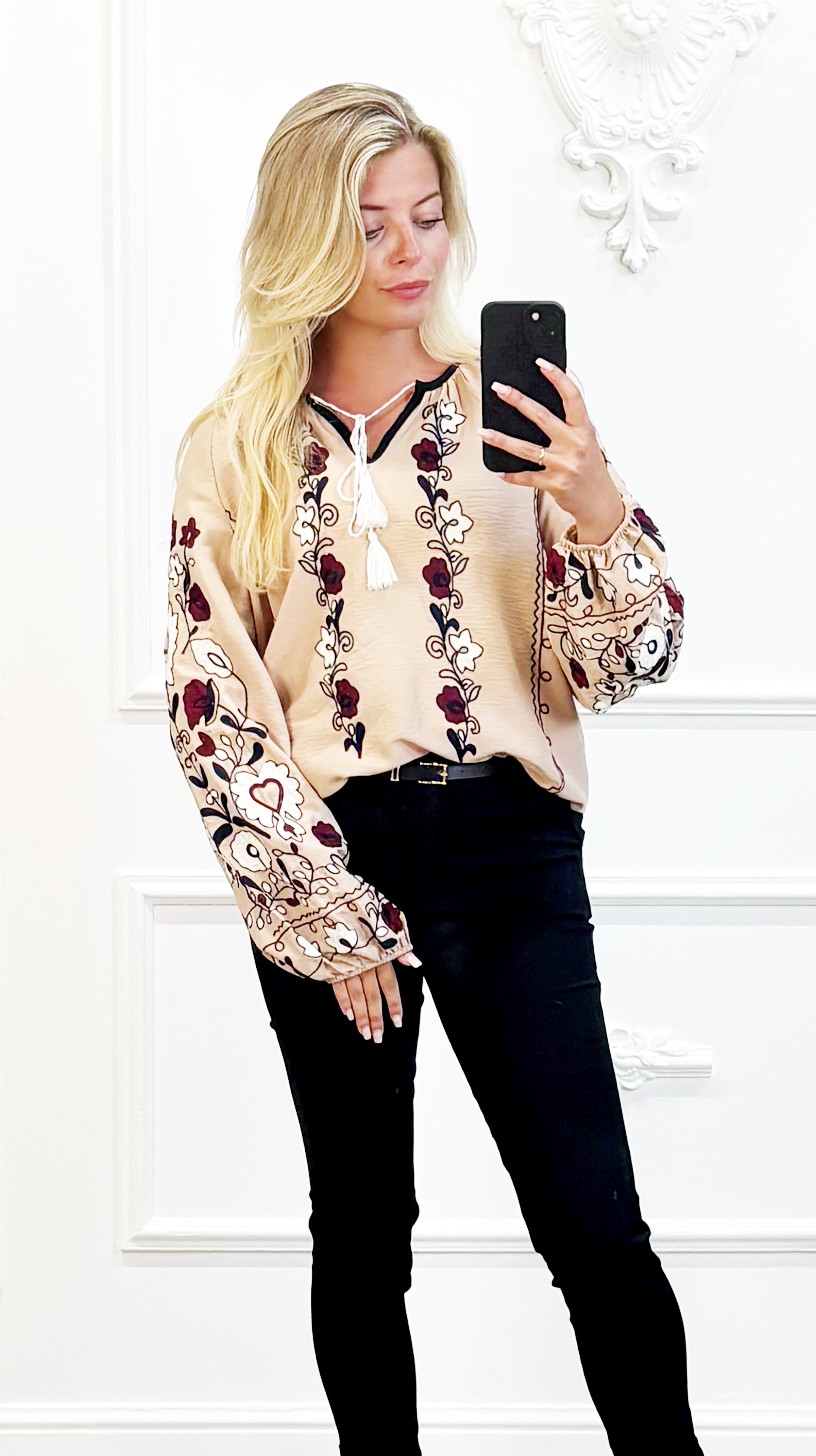 "Beige Boho Blouse met Borduursels"