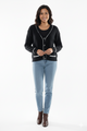 Zwart Vest met Witte Bies en Zakdetails
