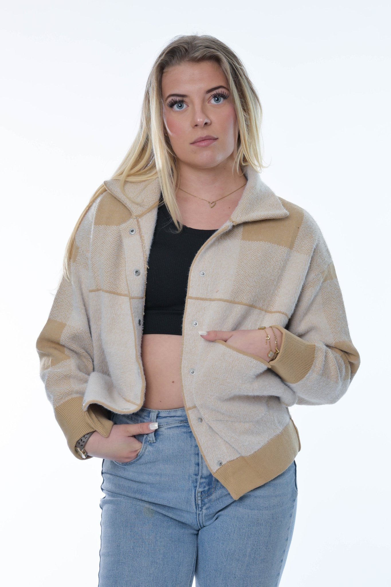 Beige Geruit Jasje met Drukknoopsluiting - BlushFashionstore