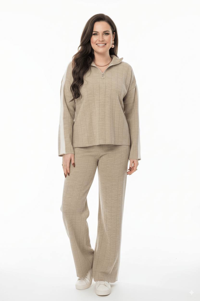 Beige Knit Co - ord Set met Witte Strepen & Half - Zip - BlushFashionstore