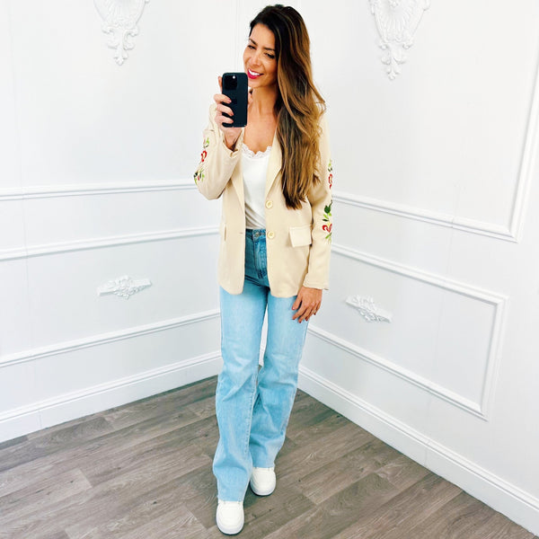 
                    
                      Blazer Lelie Beige - BlushFashionstore
                    
                  