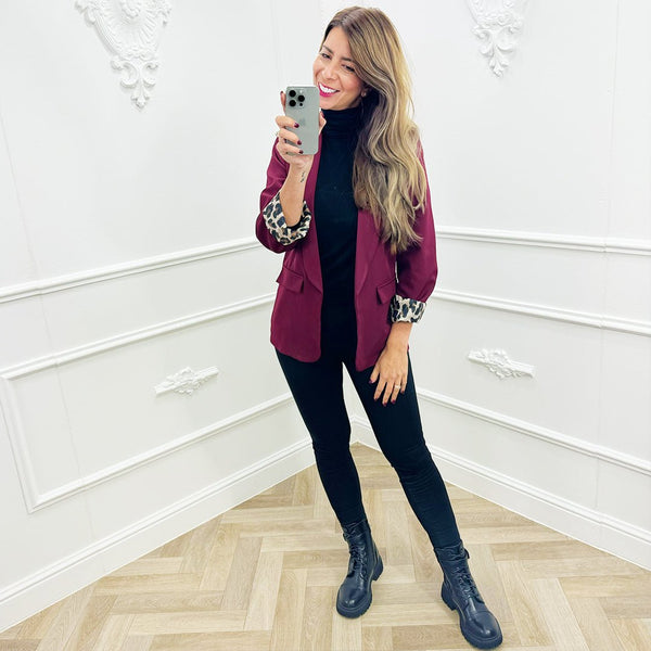 
                    
                      Blazer Liv Bordeaux - BlushFashionstore
                    
                  
