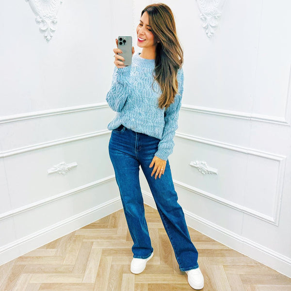 
                    
                      Colourful Trui Lichtblauw - BlushFashionstore
                    
                  