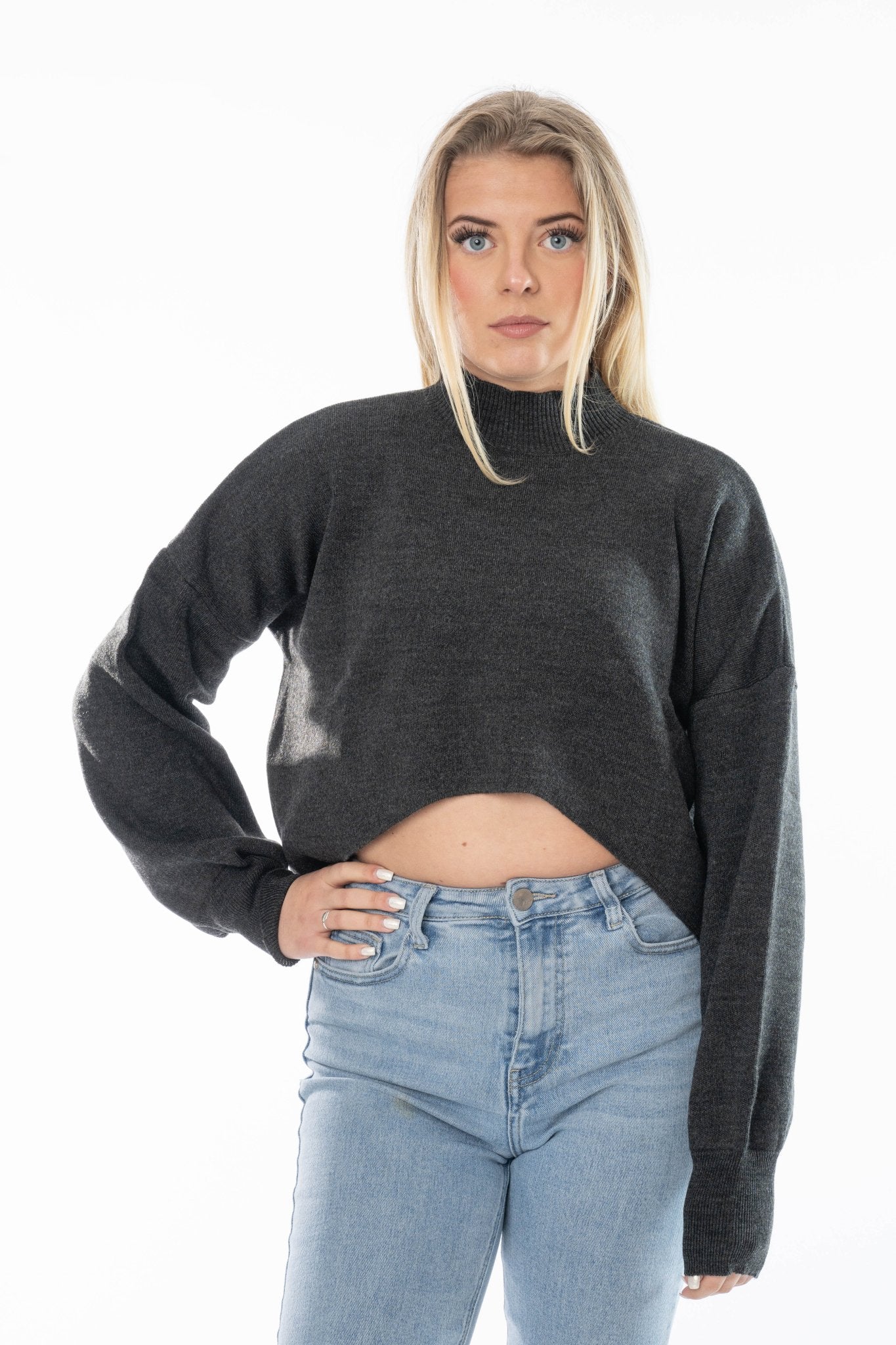 Donkergrijze dames cropped trui – Hoge hals & lange mouwen - BlushFashionstore