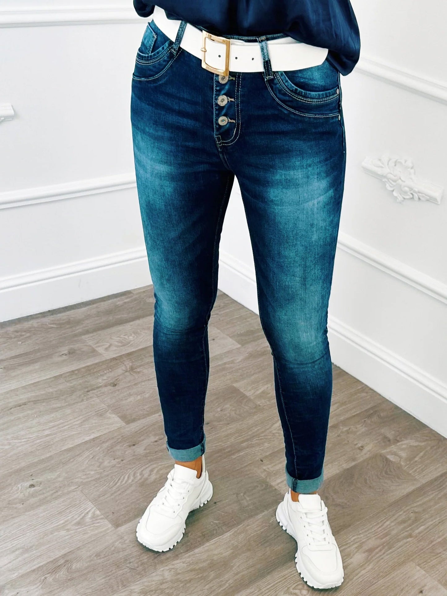 Jeans Button Donker Blauw Sale - BlushFashionstore