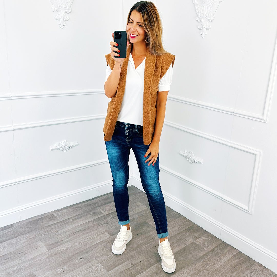 Kapmouw Teddy Gilet Camel - BlushFashionstore