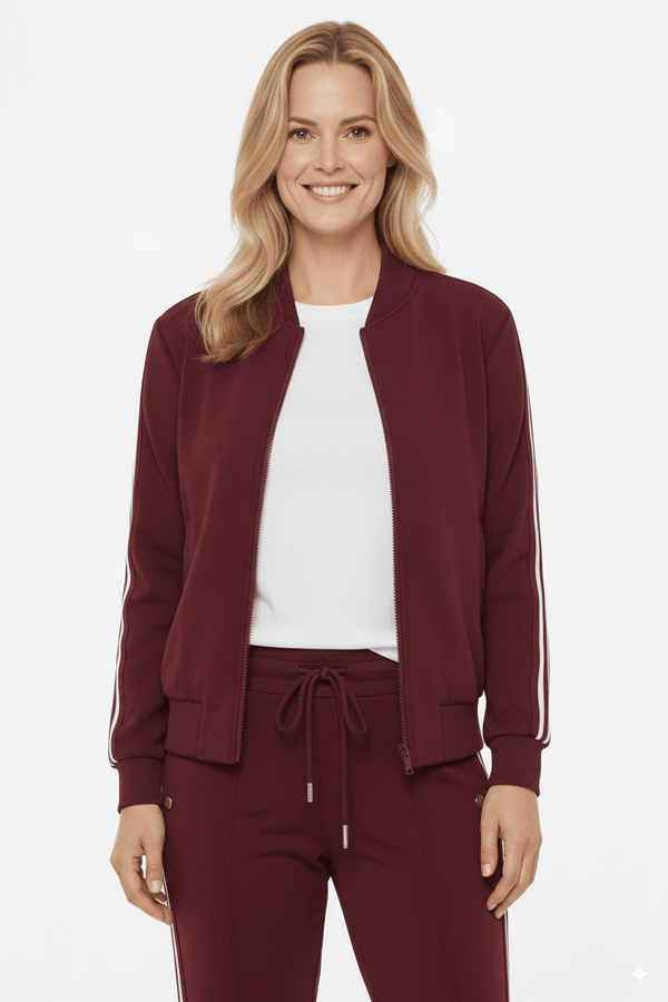 
                    
                      Mi Piace Bordeaux Trainingsjack Dames – Sportief Bomberjack met Strepen - BlushFashionstore
                    
                  