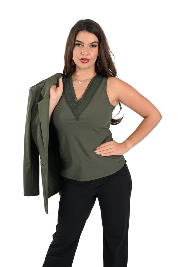 
                    
                      Mi Piace Mouwloze Top met Kant – Deep Depth Groen - BlushFashionstore
                    
                  