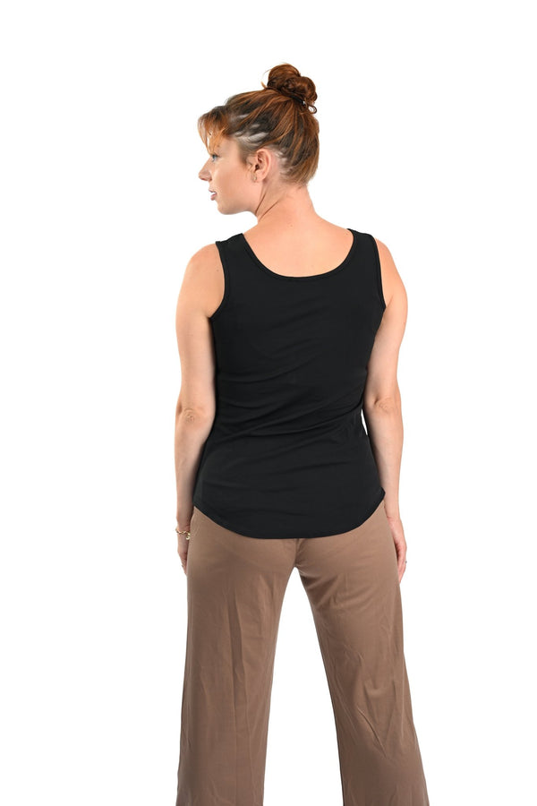 
                    
                      Mi Piace Singlet in Black – De ultieme basic met een luxe uitstraling - BlushFashionstore
                    
                  