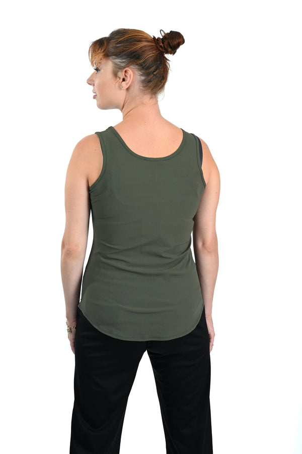 
                    
                      Mi Piace Singlet in Deep Depth – Stoer, stijlvol en supercomfortabel - BlushFashionstore
                    
                  