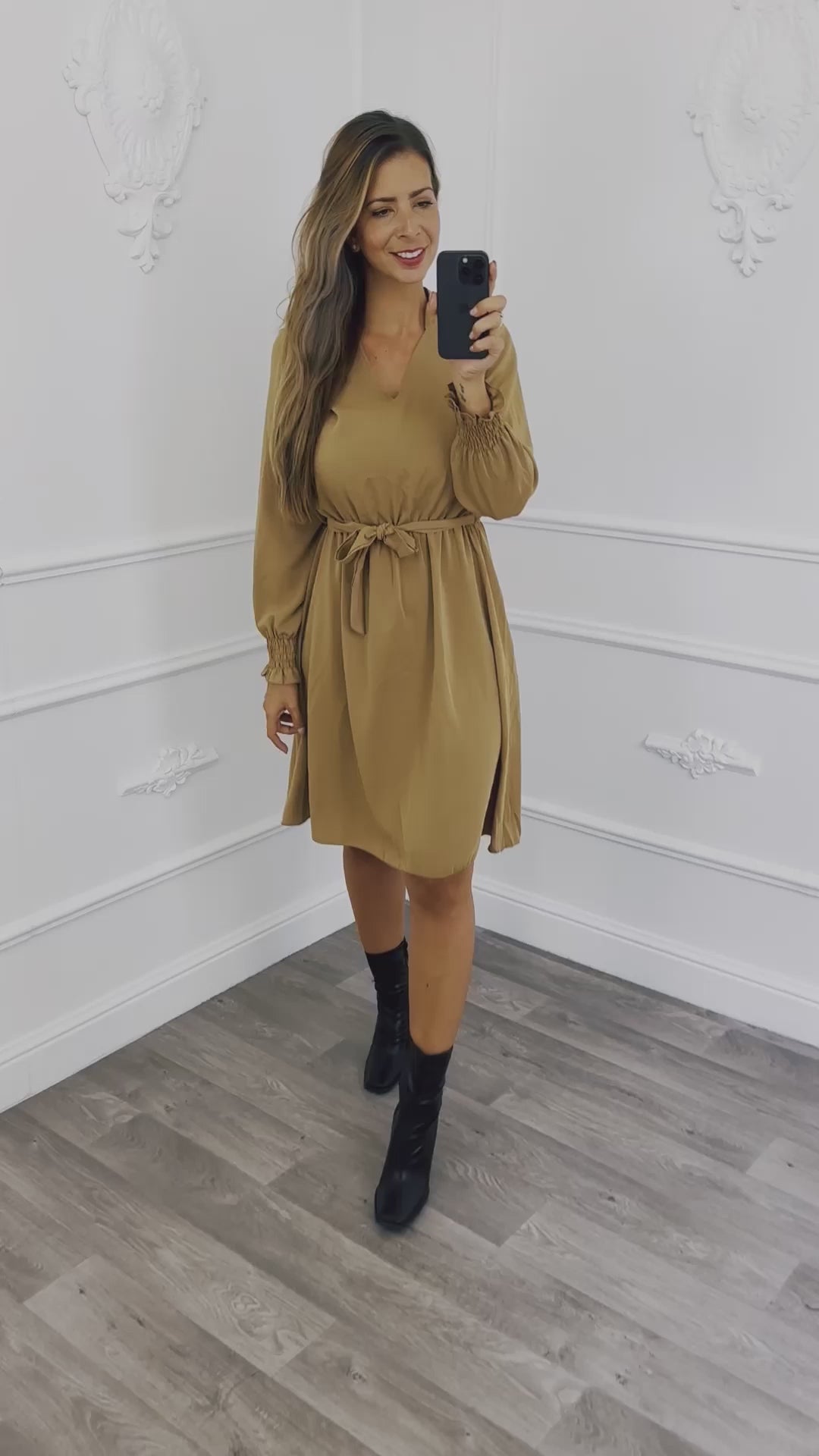 Robe Basic Smockée Camel