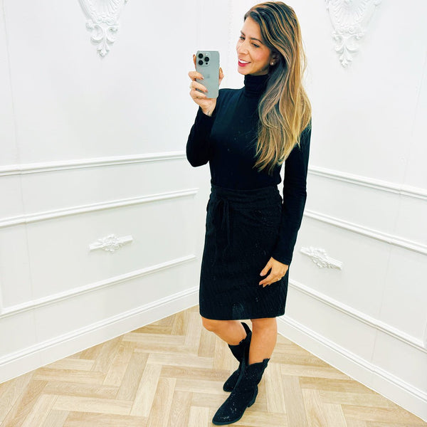 
                    
                      Rok Sara Zwart - BlushFashionstore
                    
                  