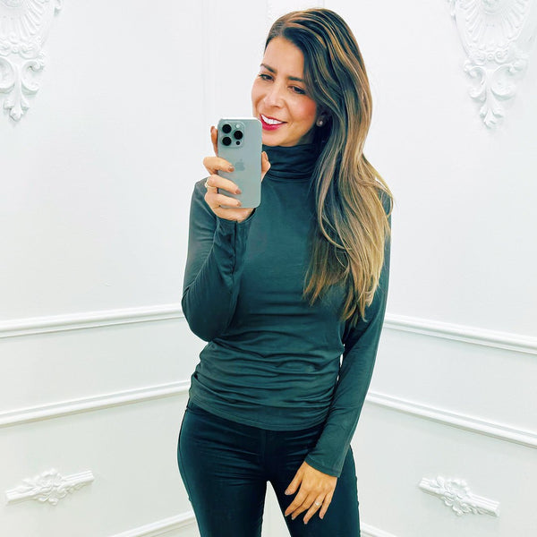 
                    
                      Top Maud Bruin - BlushFashionstore
                    
                  