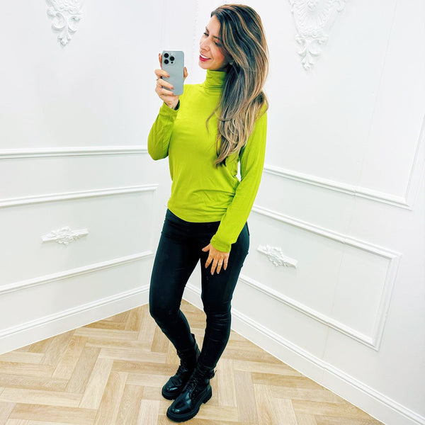 
                    
                      Top Maud Groen - BlushFashionstore
                    
                  
