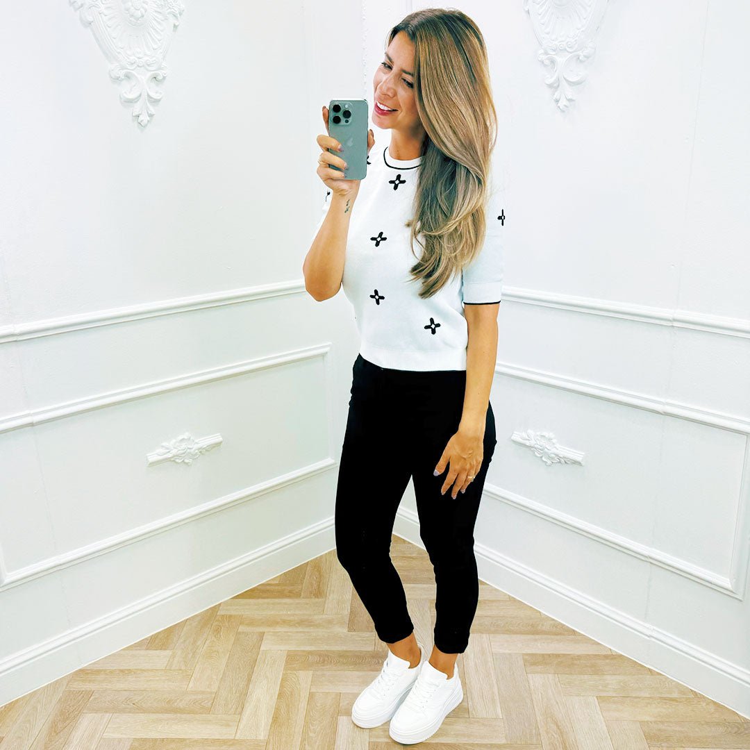 Top Monogram Wit - BlushFashionstore