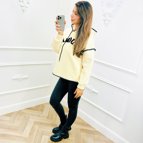 
                    
                      Trui Anna Beige - BlushFashionstore
                    
                  