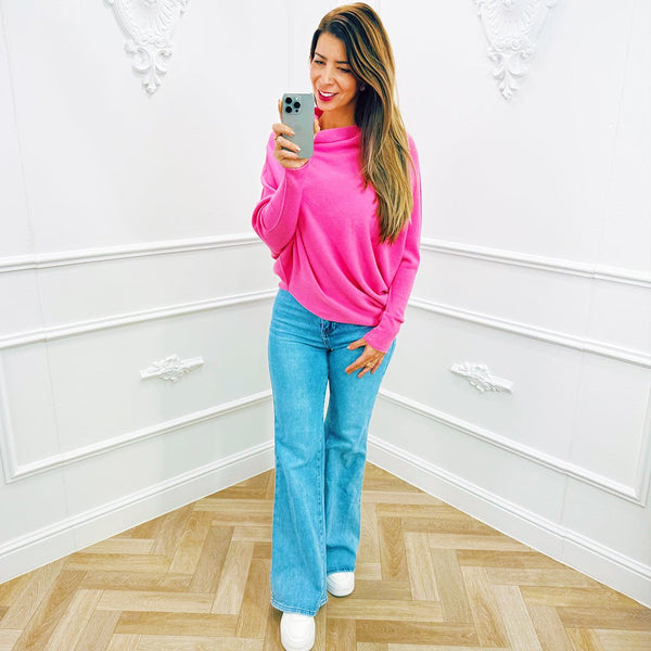 
                    
                      Trui Demi Fuchsia - BlushFashionstore
                    
                  
