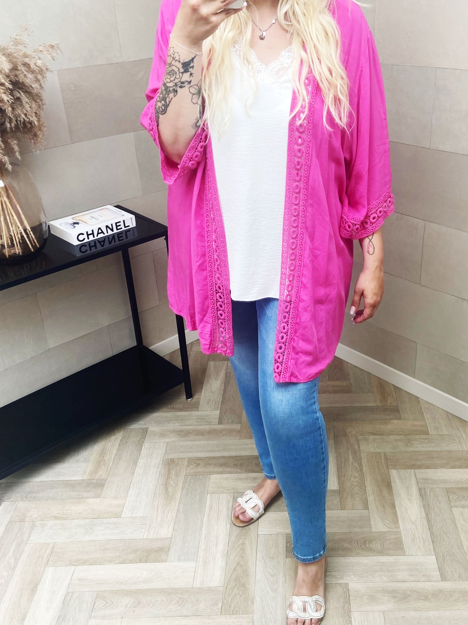 Vest Broderie Fuchsia
