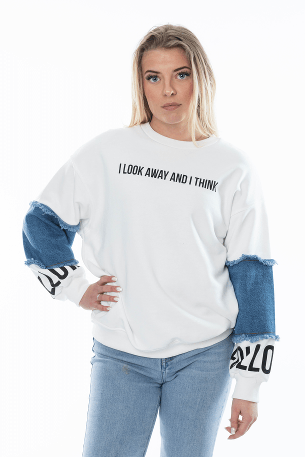 Witte dames sweater met denim mouwen & tekstprint – Oversized fit - BlushFashionstore