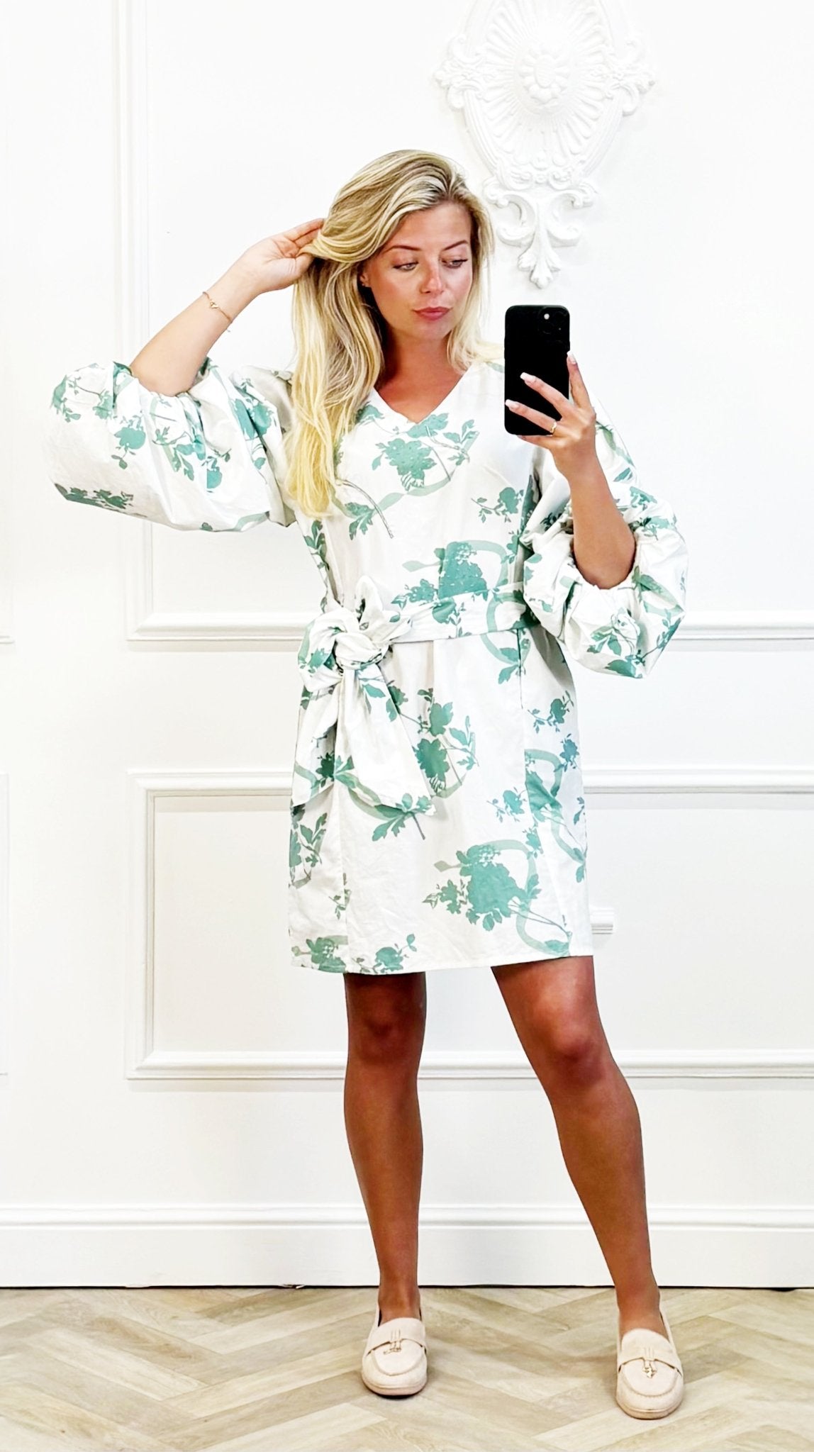 "Witte Midi Jurk met Groene Print" - BlushFashionstore