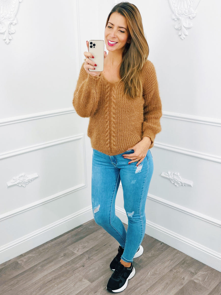 Cable Knitted Sweater Camel