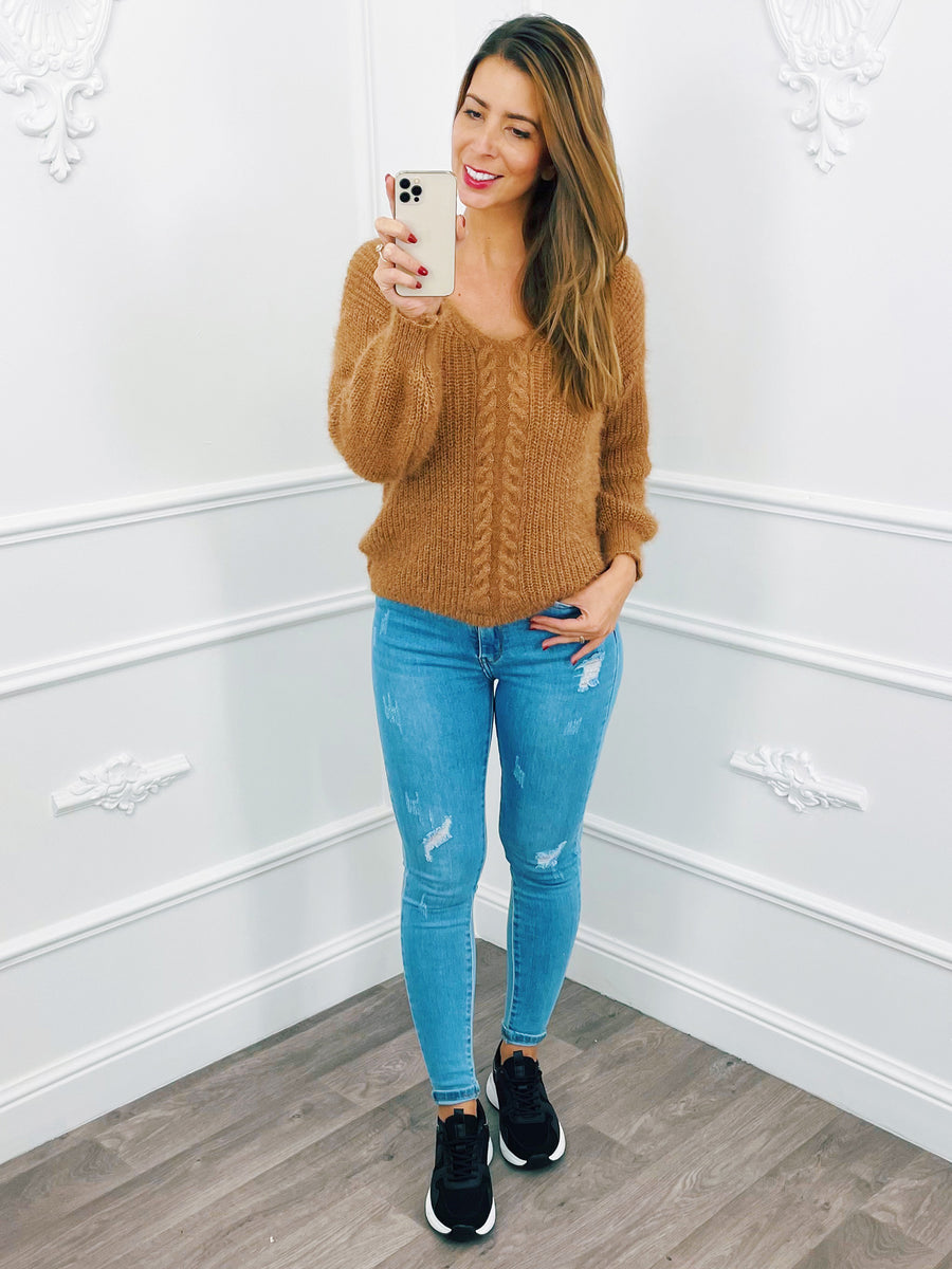 Cable Knitted Sweater Camel