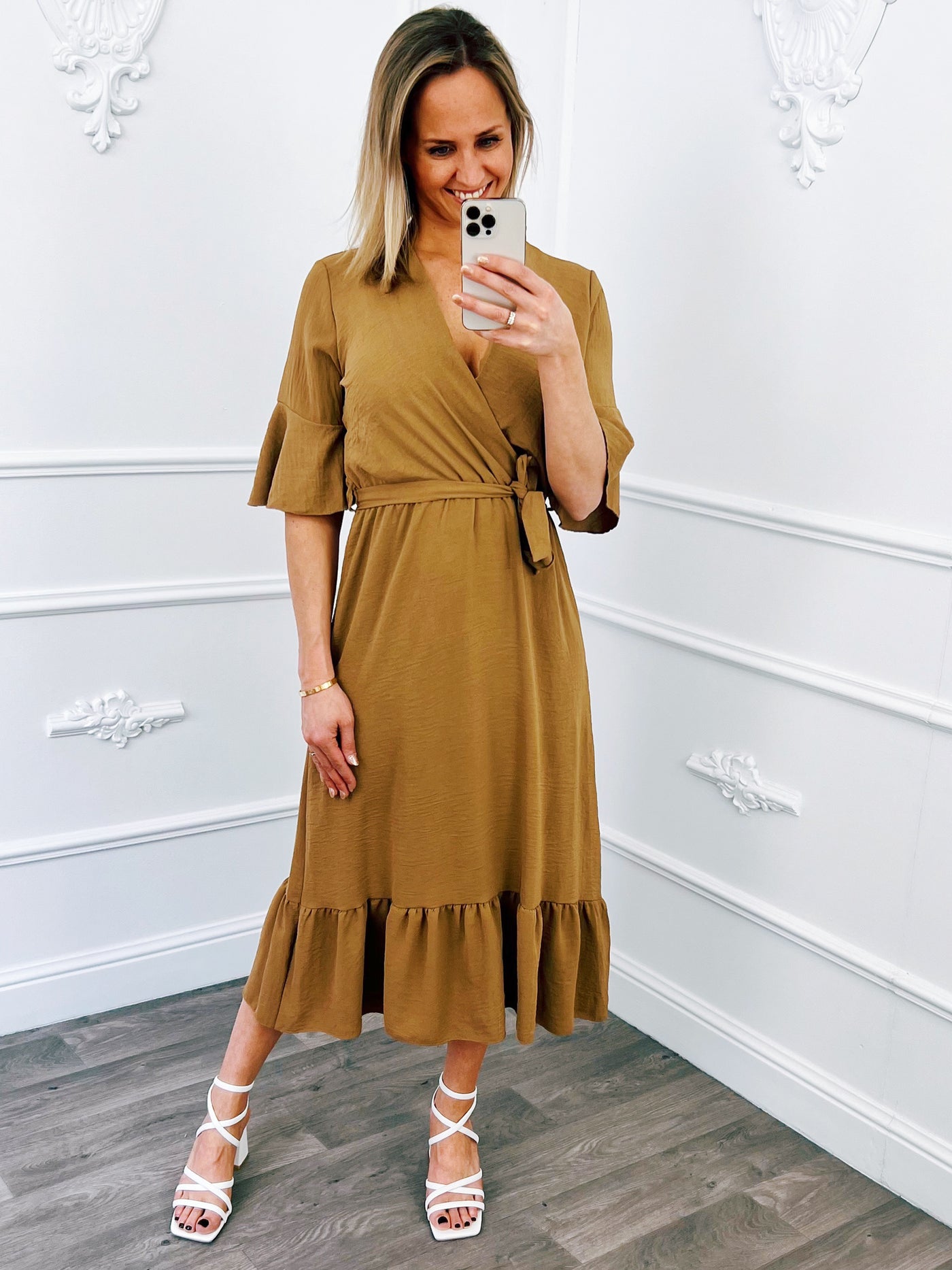 Jurk Trompetmouw Camel