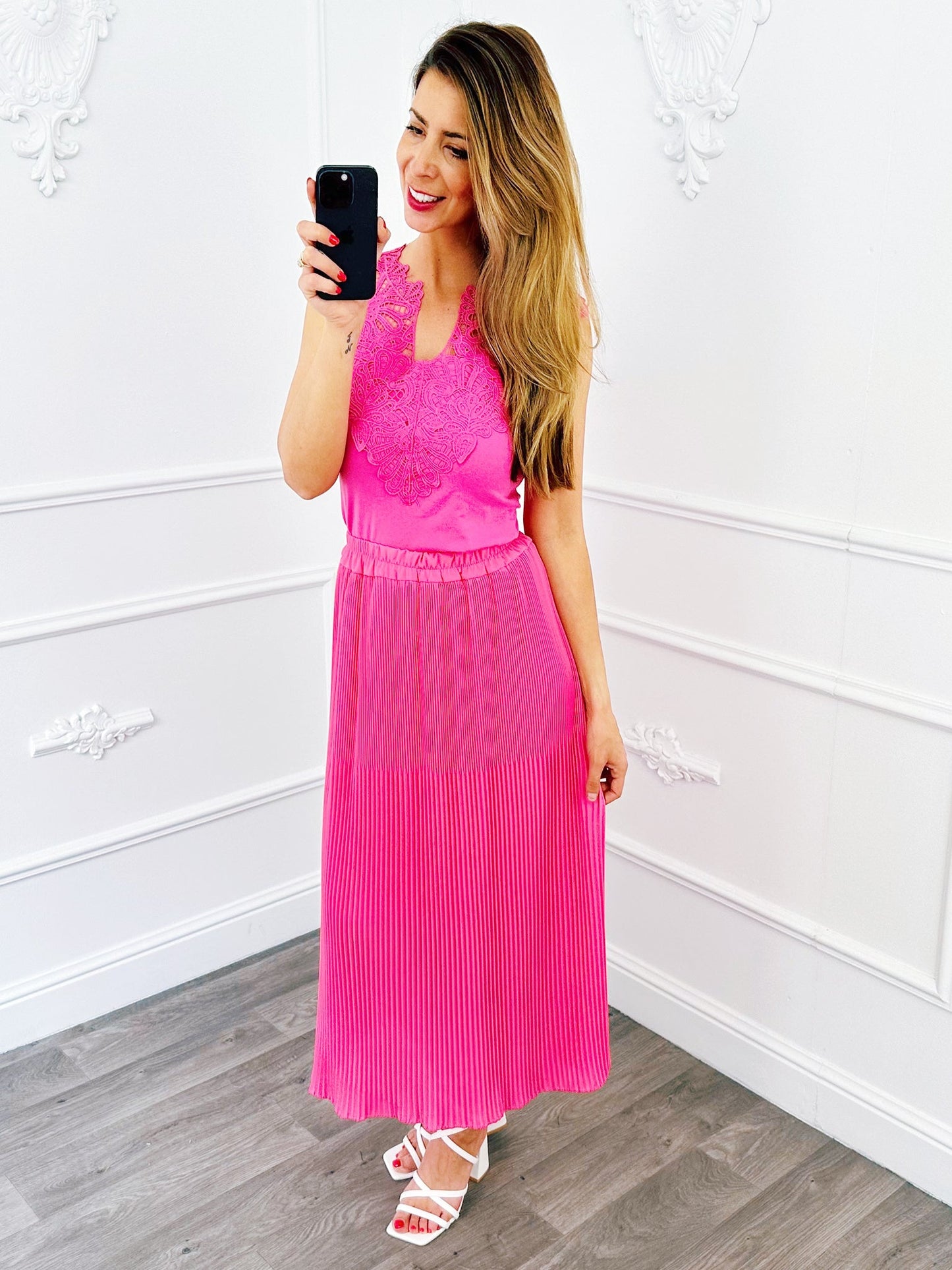 Lace V Top Fuchsia Sale - BlushFashionstore
