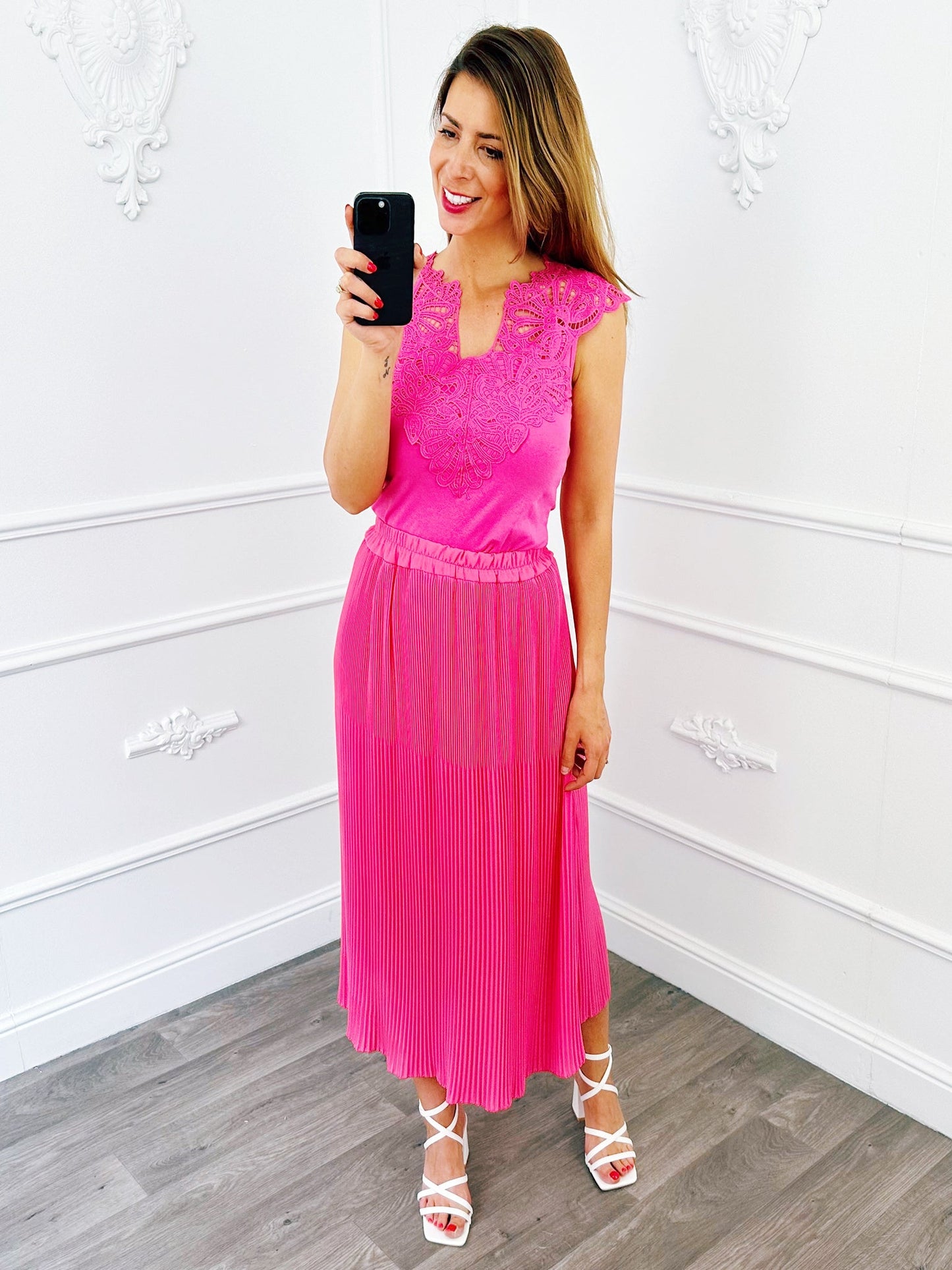 Lace V Top Fuchsia Sale - BlushFashionstore