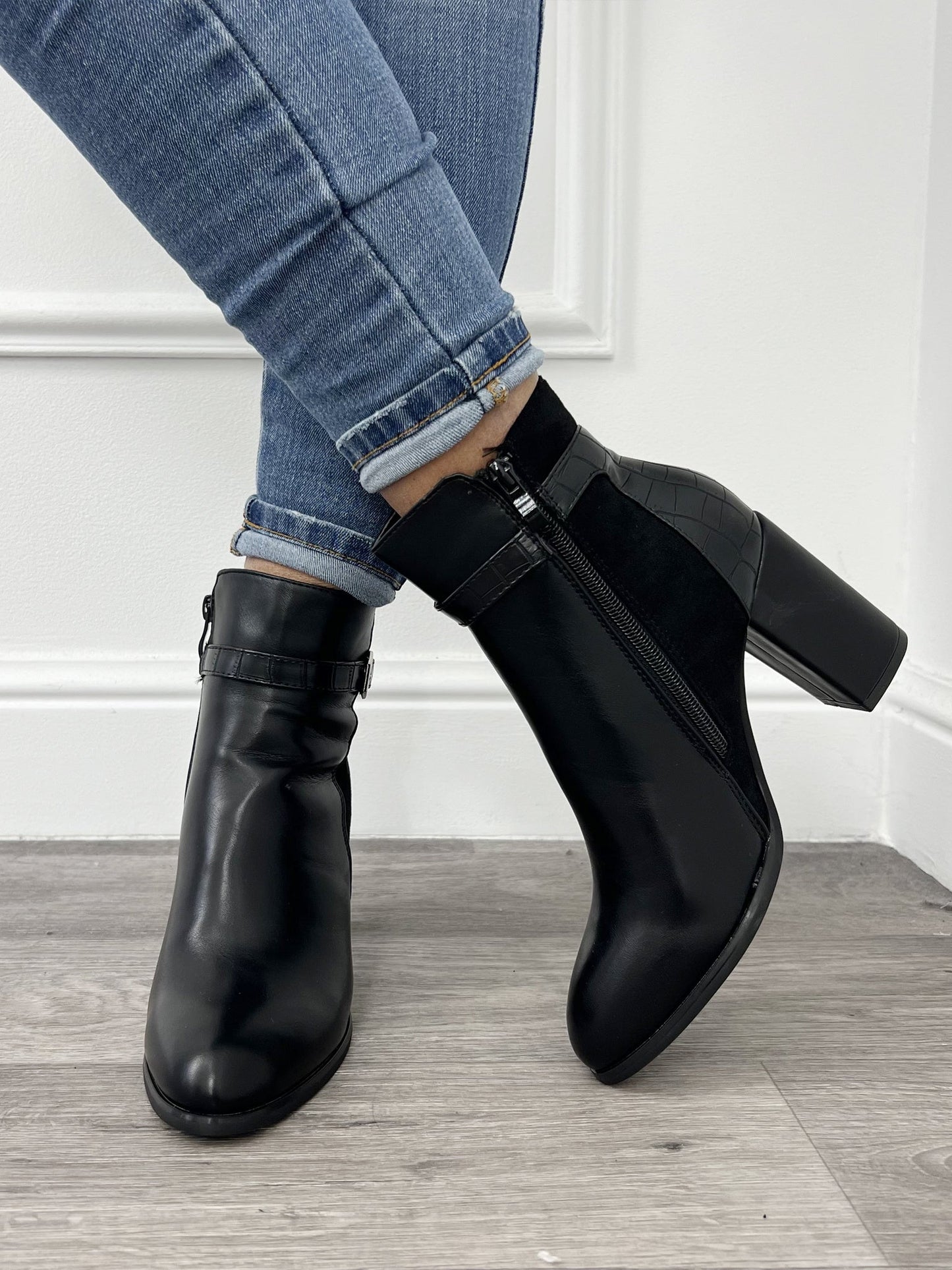 Snake Enkellaars Zwart - BlushFashionstore