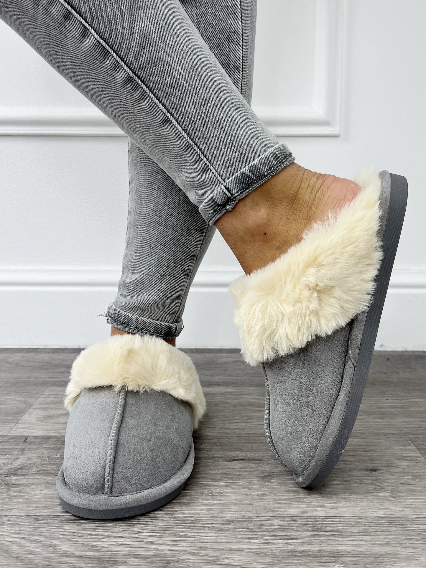 Snuggly Pantoffels Grijs - BlushFashionstore