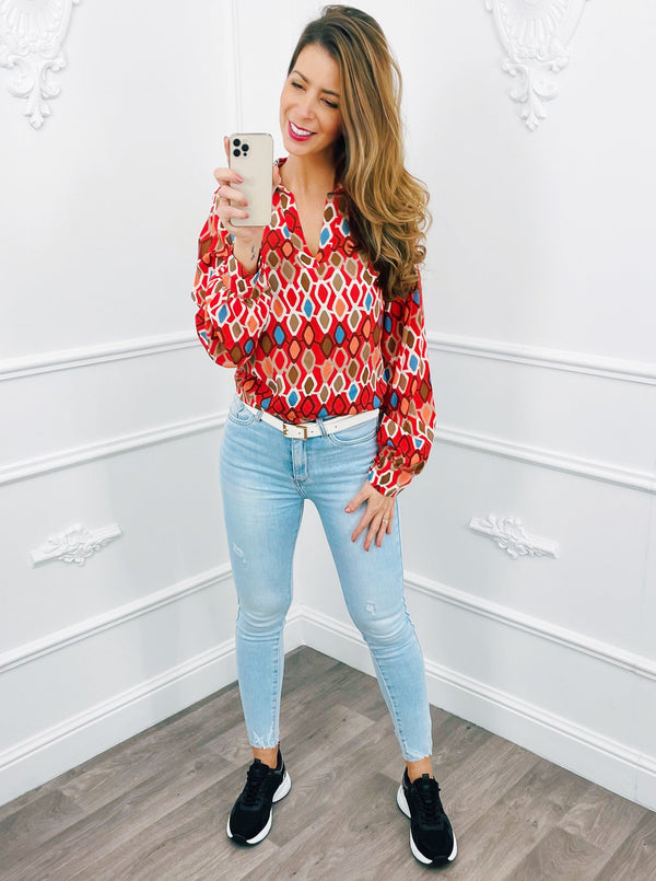 
                    
                      Square Blouse Rood - BlushFashionstore
                    
                  