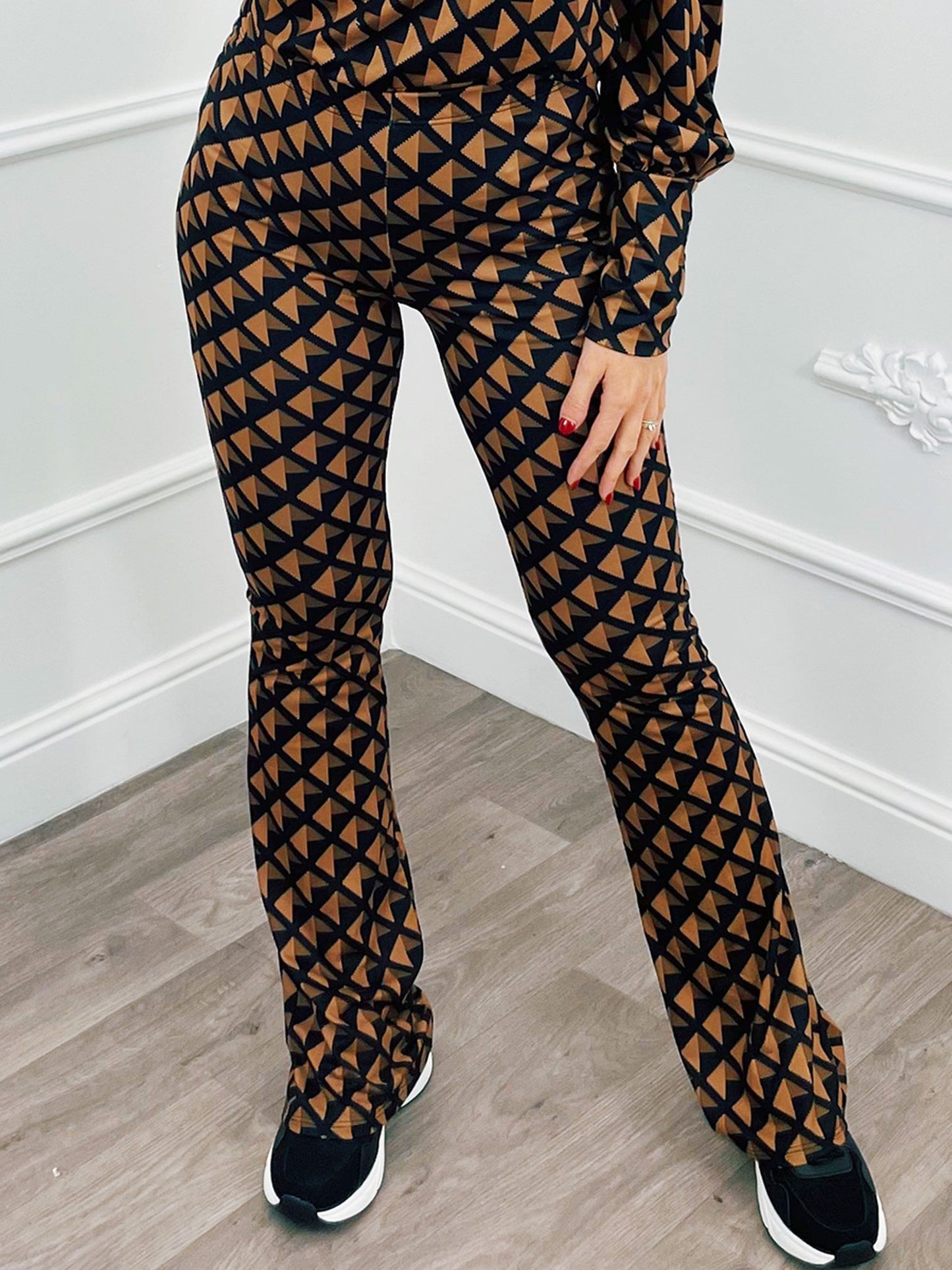 Triangel Flared Broek Camel - BlushFashionstore
