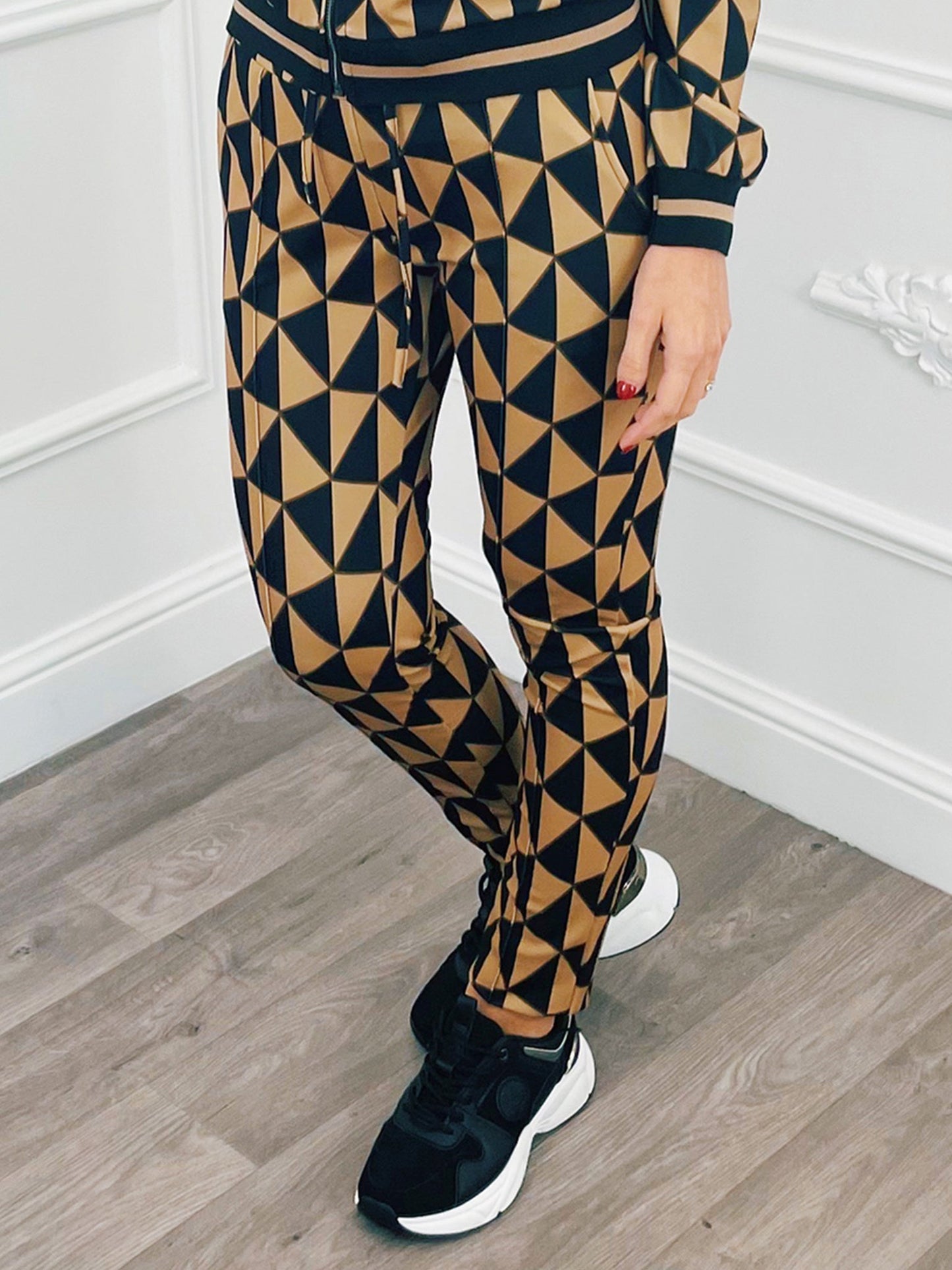 Triangel Travel Broek Beige - BlushFashionstore